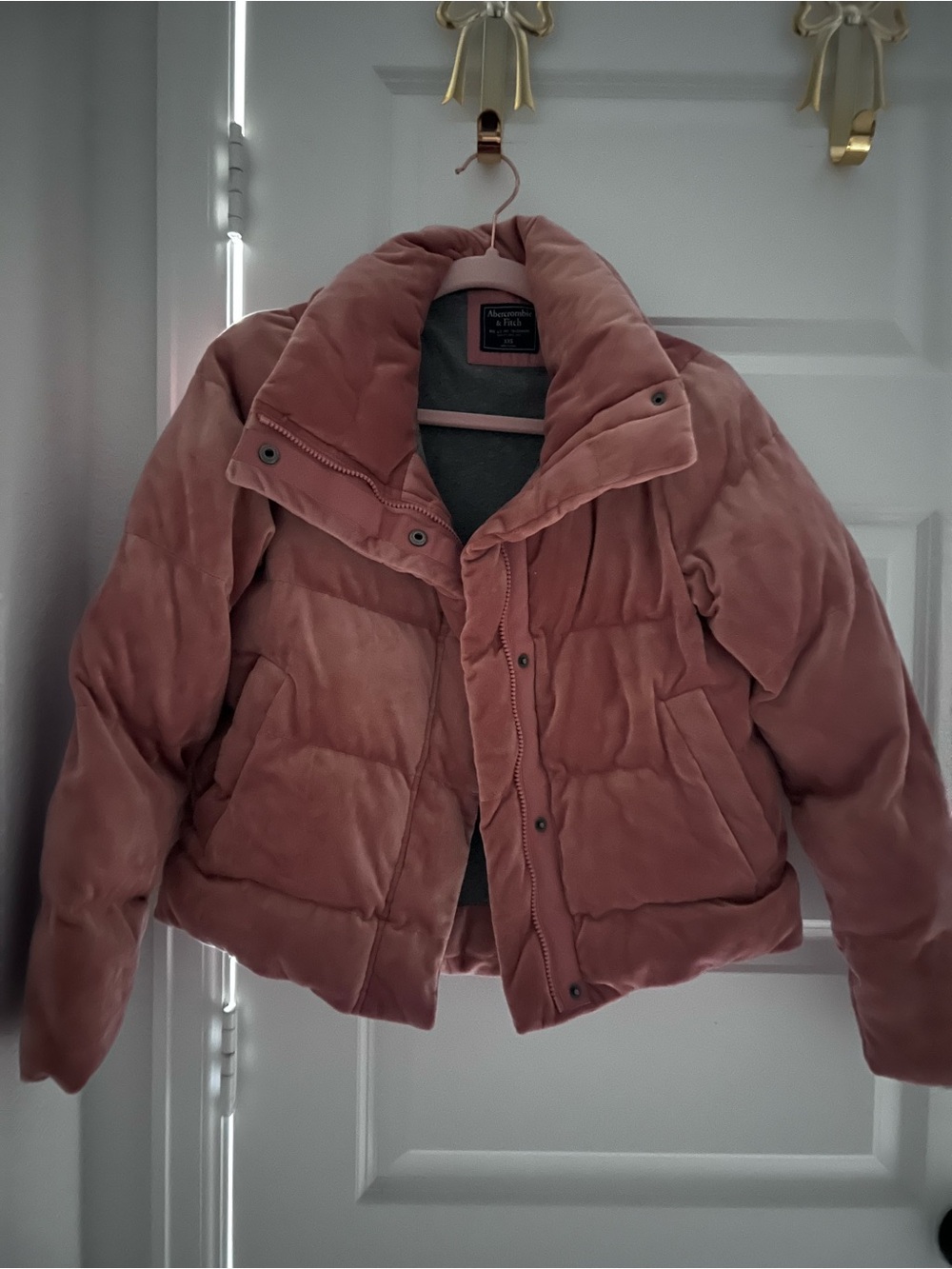 Abercrombie & Fitch Dusty Rose Velvet Puffer Jacket